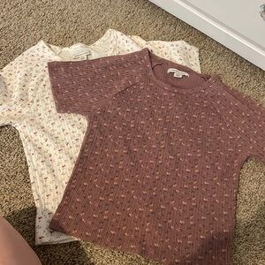 American eagle top bundle, you can offer for one if you would like